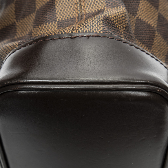 Louis Vuitton Soho - Picture 8 of 10